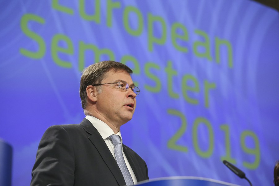 L'UE doit mettre en œuvre les plans de relance pour "traverser la tempête"
