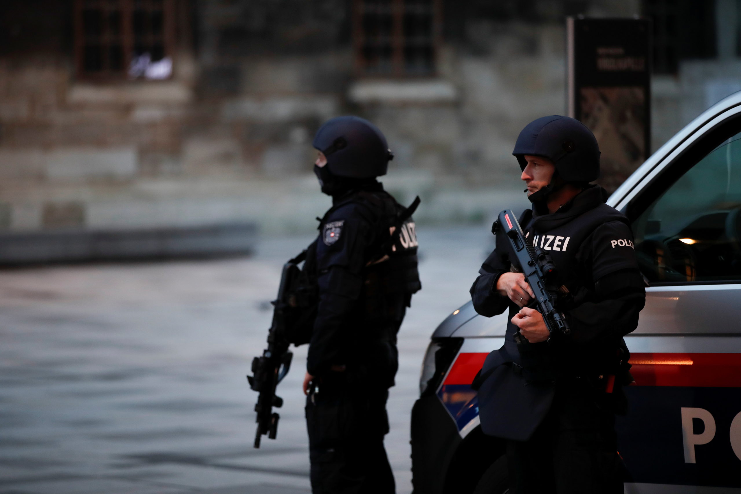 L'Etat islamique revendique l'attentat de Vienne, 14 personnes arrêtées